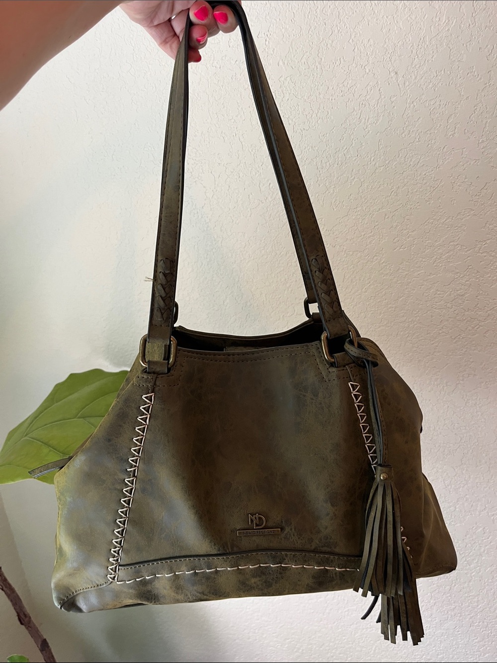 Gorgeous olive green new directions purse
